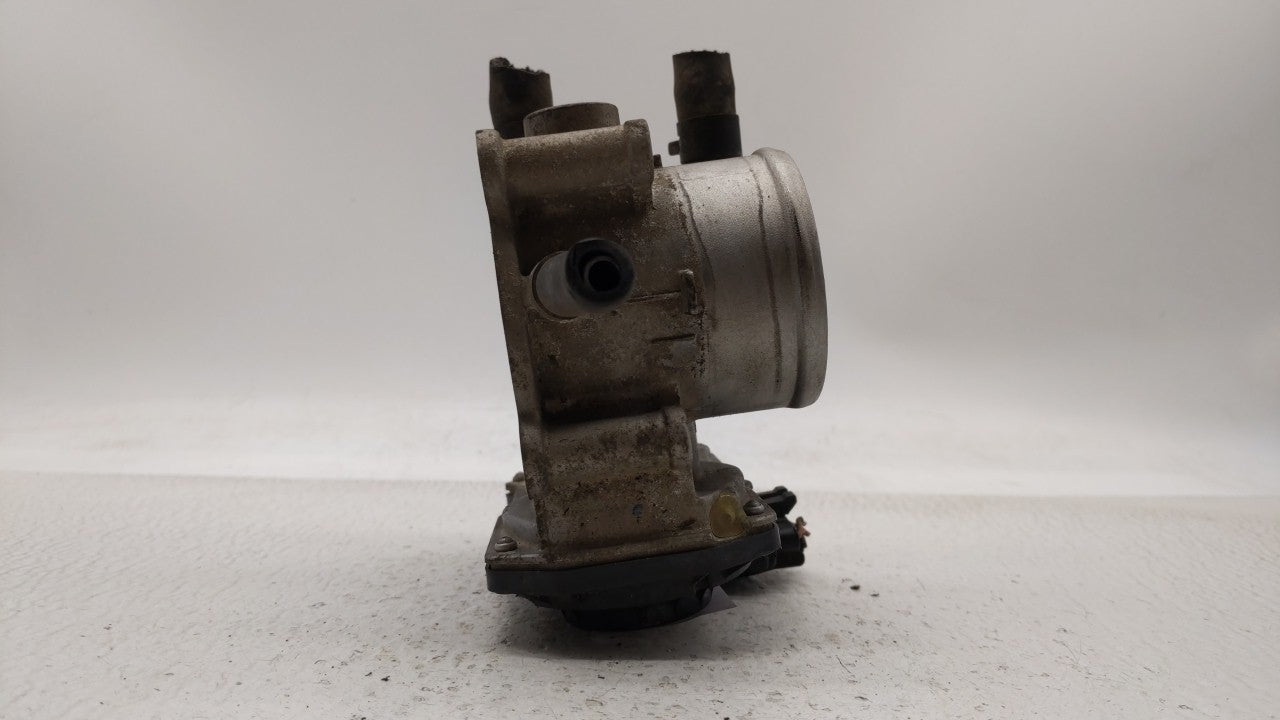 2012-2019 Kia Soul Throttle Body P/N:5302-1S02 35100-2B300 Fits Fits 2012 2013 2014 2015 2016 2017 2018 2019 OEM Used Auto P