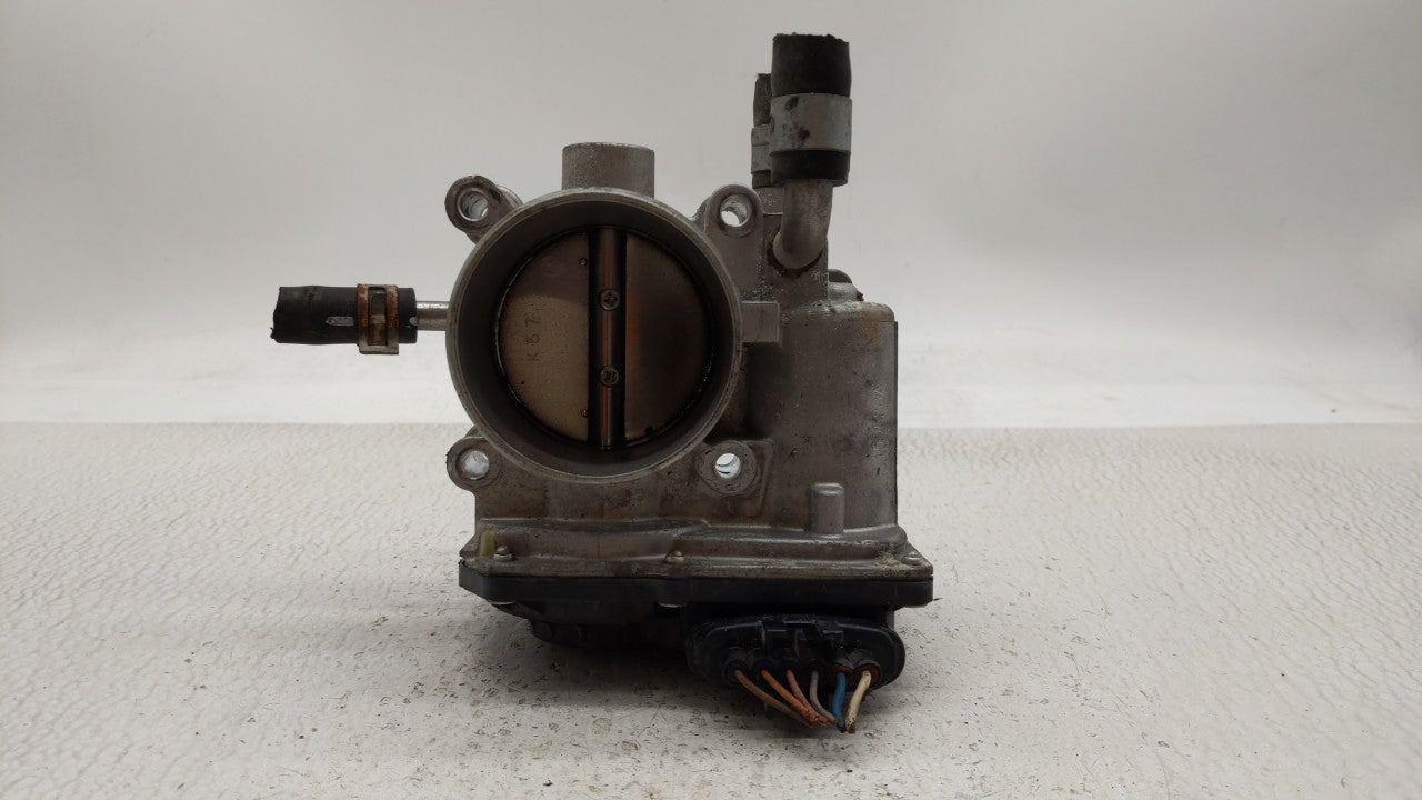 2012-2019 Kia Soul Throttle Body P/N:5302-1S02 35100-2B300 Fits Fits 2012 2013 2014 2015 2016 2017 2018 2019 OEM Used Auto P