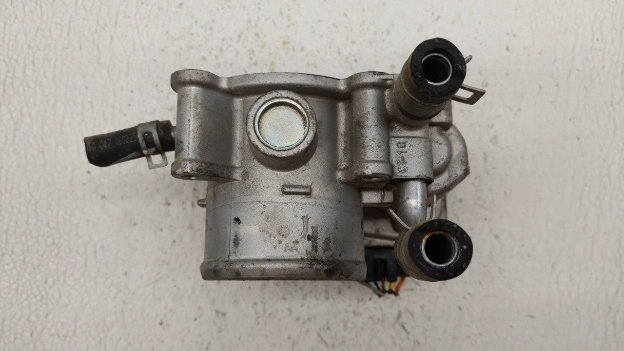 2012-2019 Kia Soul Throttle Body P/N:5302-1S02 35100-2B300 Fits Fits 2012 2013 2014 2015 2016 2017 2018 2019 OEM Used Auto P