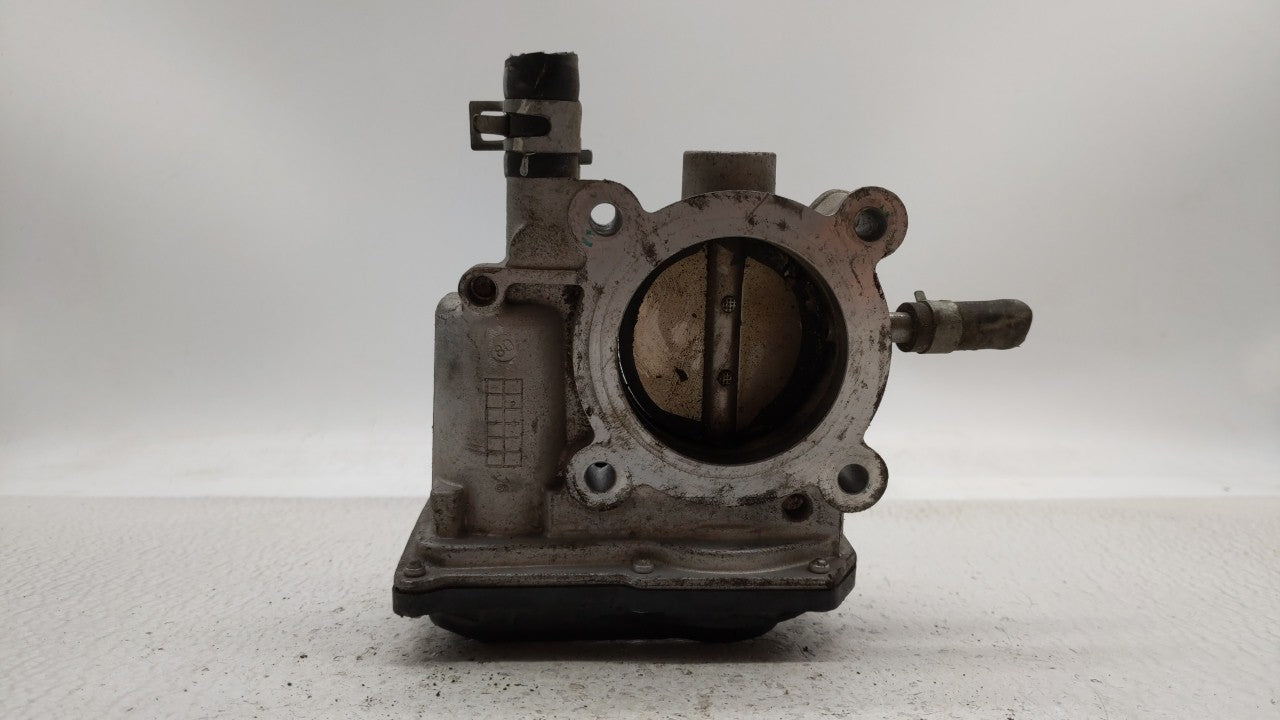 2012-2019 Kia Soul Throttle Body P/N:5302-1S02 35100-2B300 Fits Fits 2012 2013 2014 2015 2016 2017 2018 2019 OEM Used Auto P