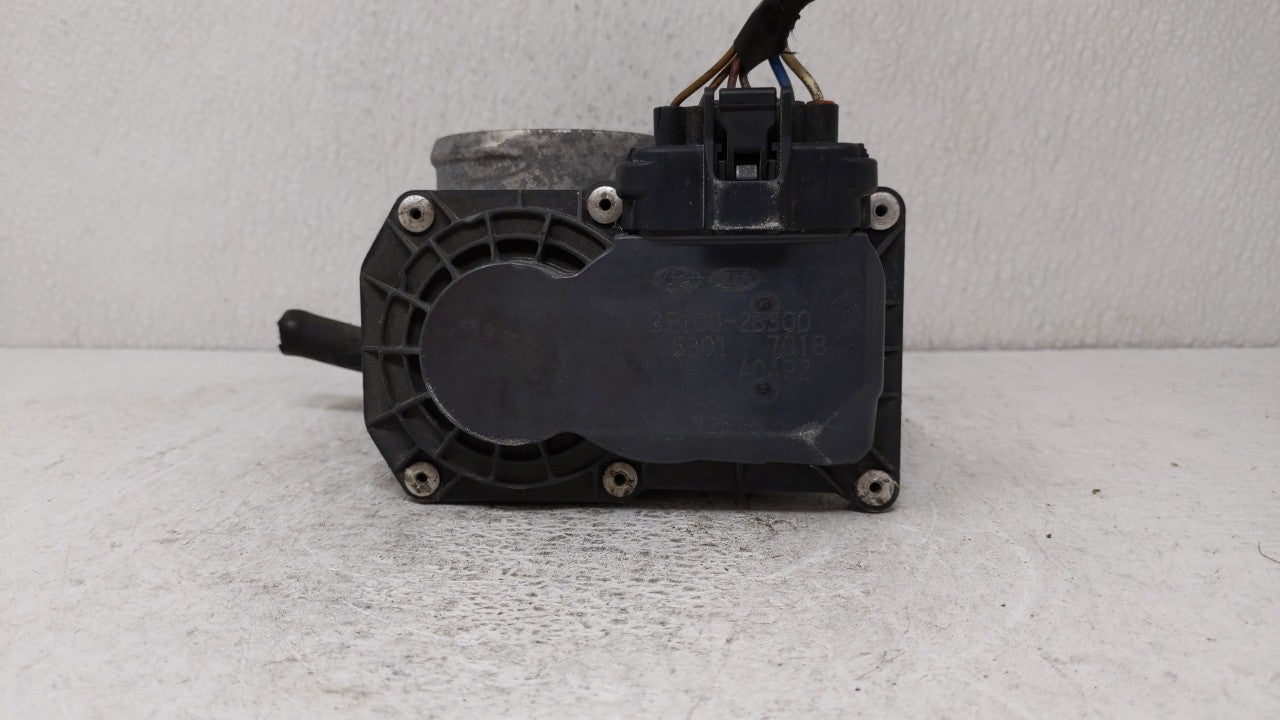 2012-2019 Kia Soul Throttle Body P/N:5302-1S02 35100-2B300 Fits Fits 2012 2013 2014 2015 2016 2017 2018 2019 OEM Used Auto P