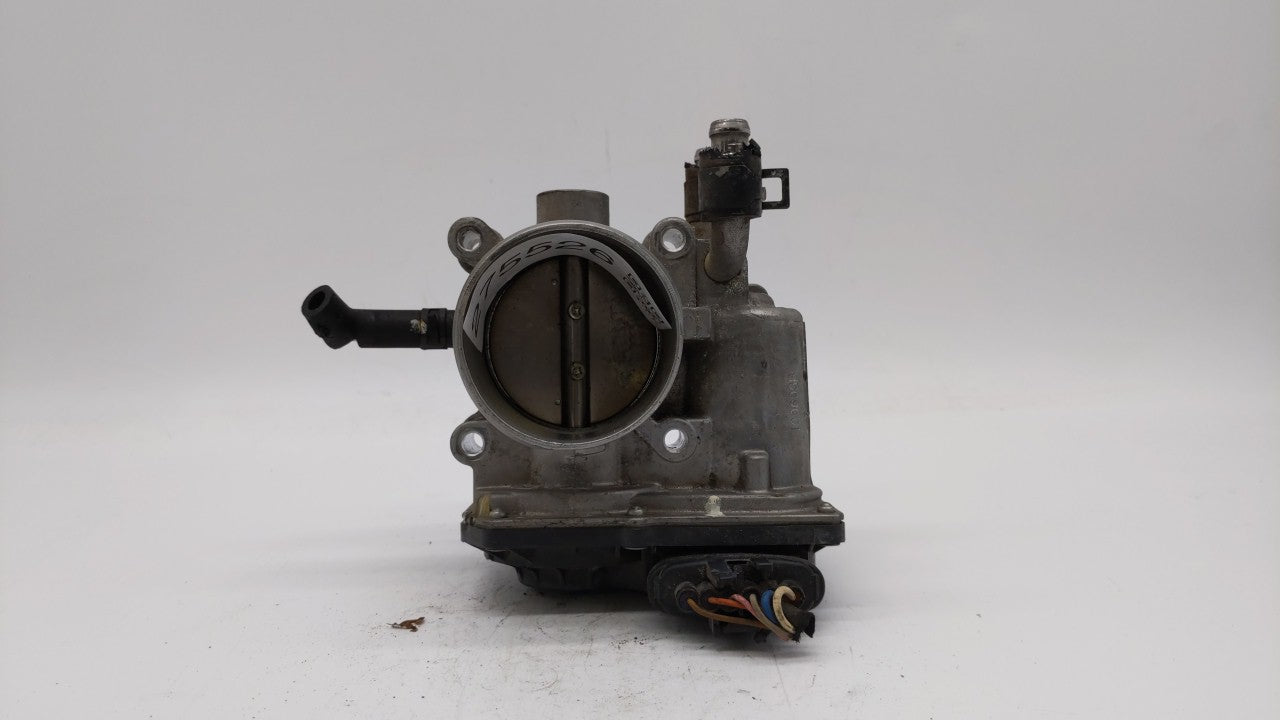 2012-2019 Kia Soul Throttle Body P/N:5302-1S02 35100-2B300 Fits Fits 2012 2013 2014 2015 2016 2017 2018 2019 OEM Used Auto P