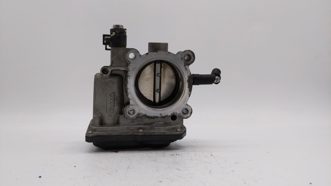 2012-2019 Kia Soul Throttle Body P/N:5302-1S02 35100-2B300 Fits Fits 2012 2013 2014 2015 2016 2017 2018 2019 OEM Used Auto P