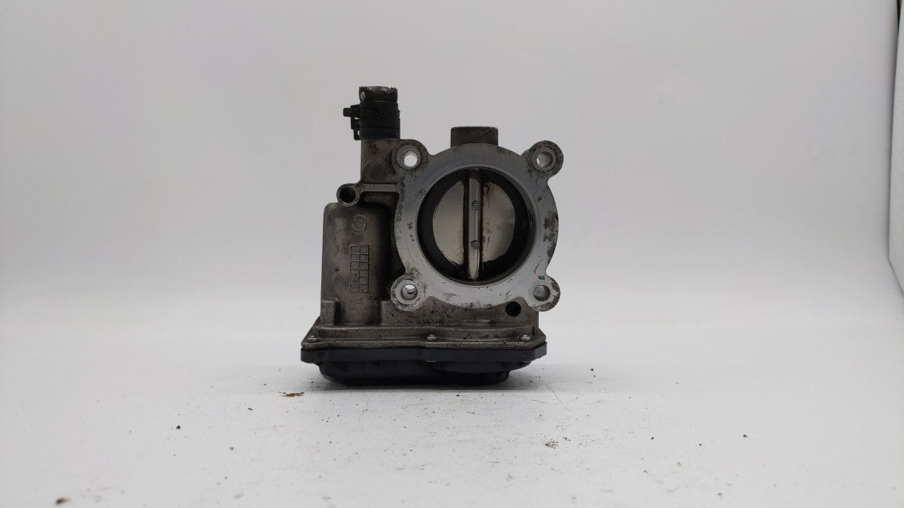 2012-2019 Kia Soul Throttle Body P/N:5302-1S02 35100-2B300 Fits Fits 2012 2013 2014 2015 2016 2017 2018 2019 OEM Used Auto P