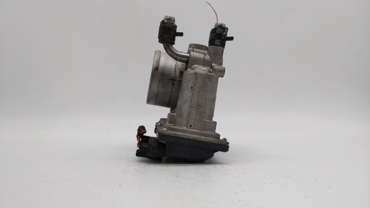 2012-2019 Kia Soul Throttle Body P/N:5302-1S02 35100-2B300 Fits Fits 2012 2013 2014 2015 2016 2017 2018 2019 OEM Used Auto P