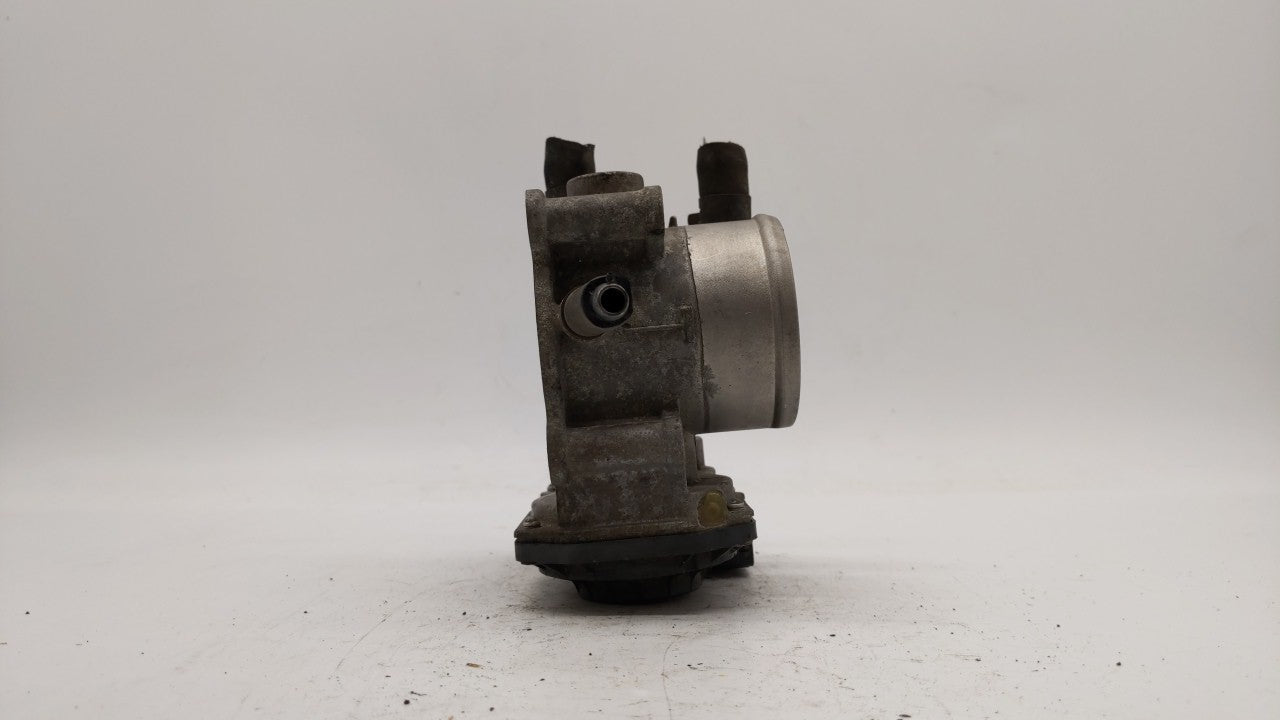 2012-2019 Kia Soul Throttle Body P/N:5302-1S02 35100-2B300 Fits Fits 2012 2013 2014 2015 2016 2017 2018 2019 OEM Used Auto P