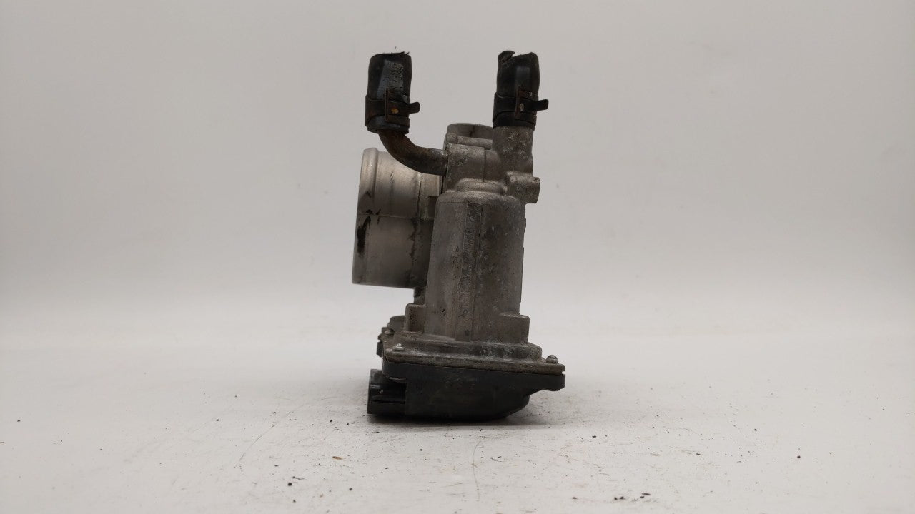 2012-2019 Kia Soul Throttle Body P/N:5302-1S02 35100-2B300 Fits Fits 2012 2013 2014 2015 2016 2017 2018 2019 OEM Used Auto P