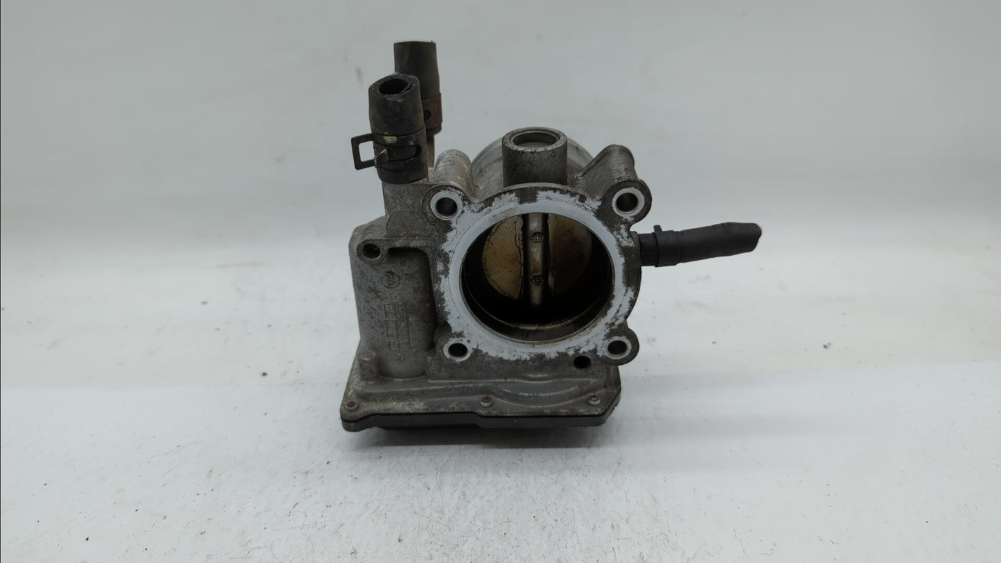 2012-2019 Kia Soul Throttle Body P/N:35100-2B310 5302-1S02, 35100-2B300 Fits Fits 2012 2013 2014 2015 2016 2017 2018 2019 OE