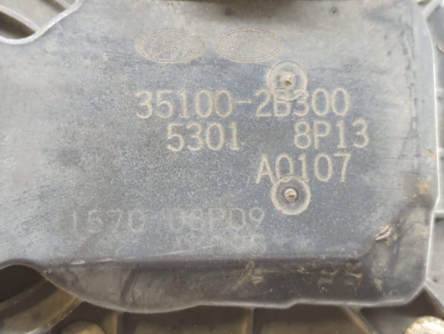 2012-2019 Kia Soul Throttle Body P/N:35100-2B300 Fits Fits 2012 2013 2014 2015 2016 2017 2018 2019 OEM Used Auto Parts - Oem