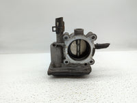 2012-2019 Kia Soul Throttle Body P/N:35100-2B300 Fits Fits 2012 2013 2014 2015 2016 2017 2018 2019 OEM Used Auto Parts - Oem