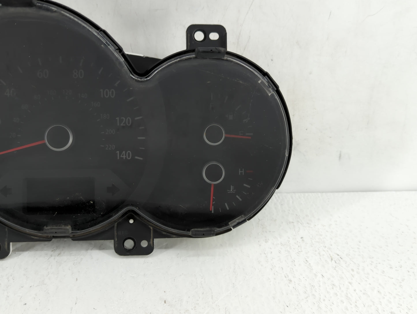 2012-2013 Kia Soul Instrument Cluster Speedometer Gauges P/N:94009-2K320 94009-2K320 Fits Fits 2012 2013 OEM Used Auto Parts