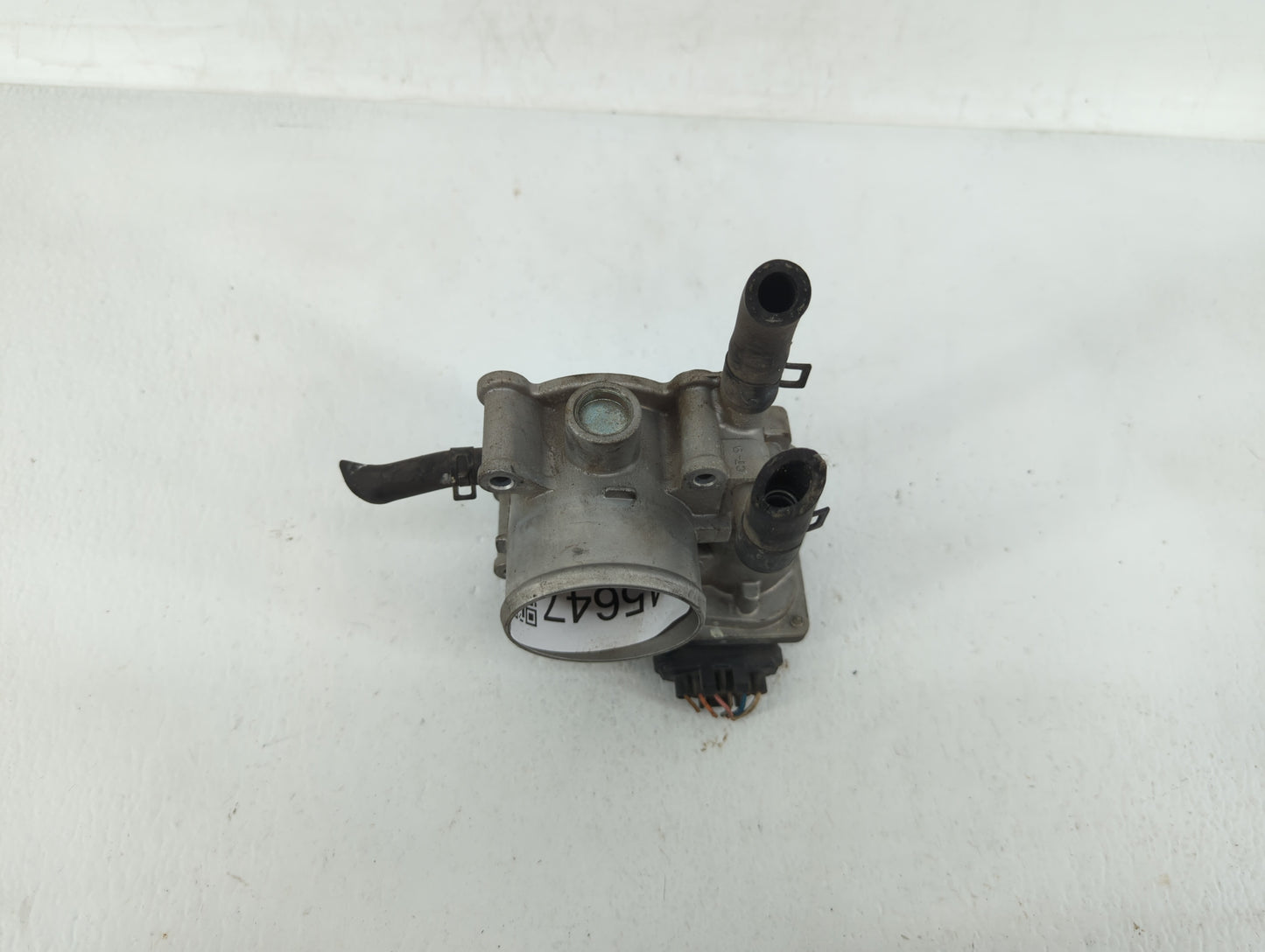 2012-2019 Kia Soul Throttle Body P/N:35100-2B300 Fits Fits 2012 2013 2014 2015 2016 2017 2018 2019 OEM Used Auto Parts - Oem