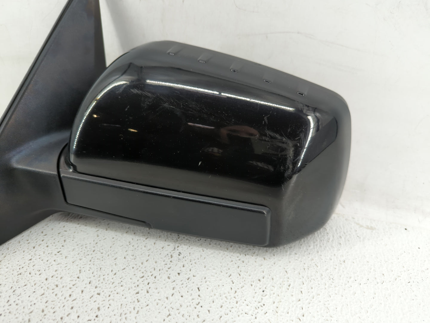 2010-2013 Kia Soul Driver Side View Mirror - Left Door Mirror OEM Used - Oemusedautoparts1.com