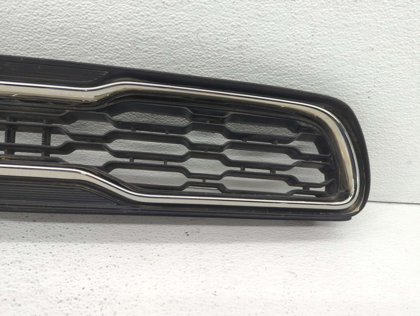 2013-2013 Kia Soul Front Bumper Grille Cover - Oemusedautoparts1.com