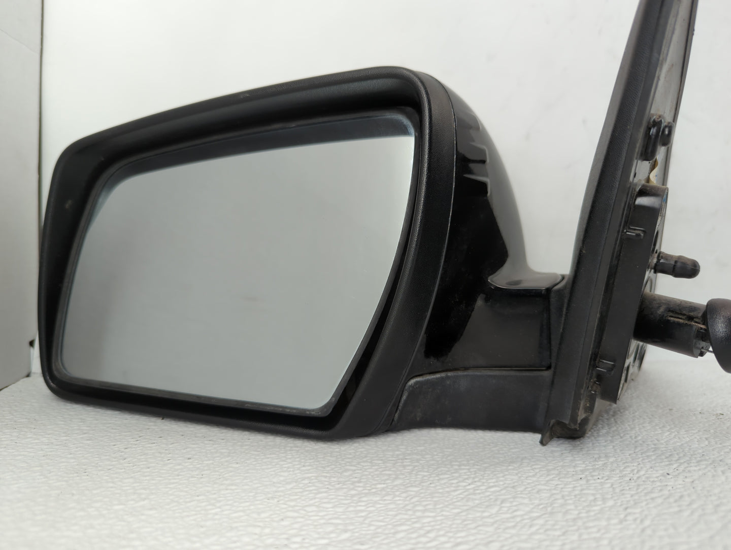 2012-2013 Kia Soul Driver Side View Mirror - Left Door Mirror OEM Used - Oemusedautoparts1.com