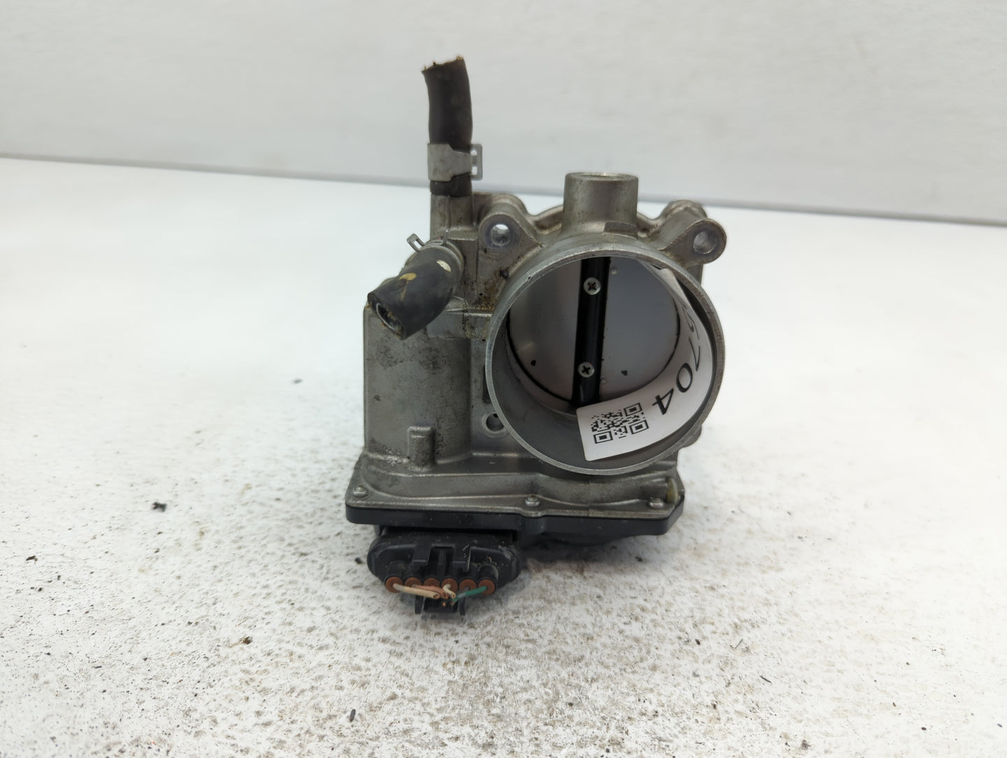2012-2019 Kia Soul Throttle Body P/N:3RA60-01 Fits Fits 2012 2013 2014 2015 2016 2017 2018 2019 OEM Used Auto Parts - Oemuse