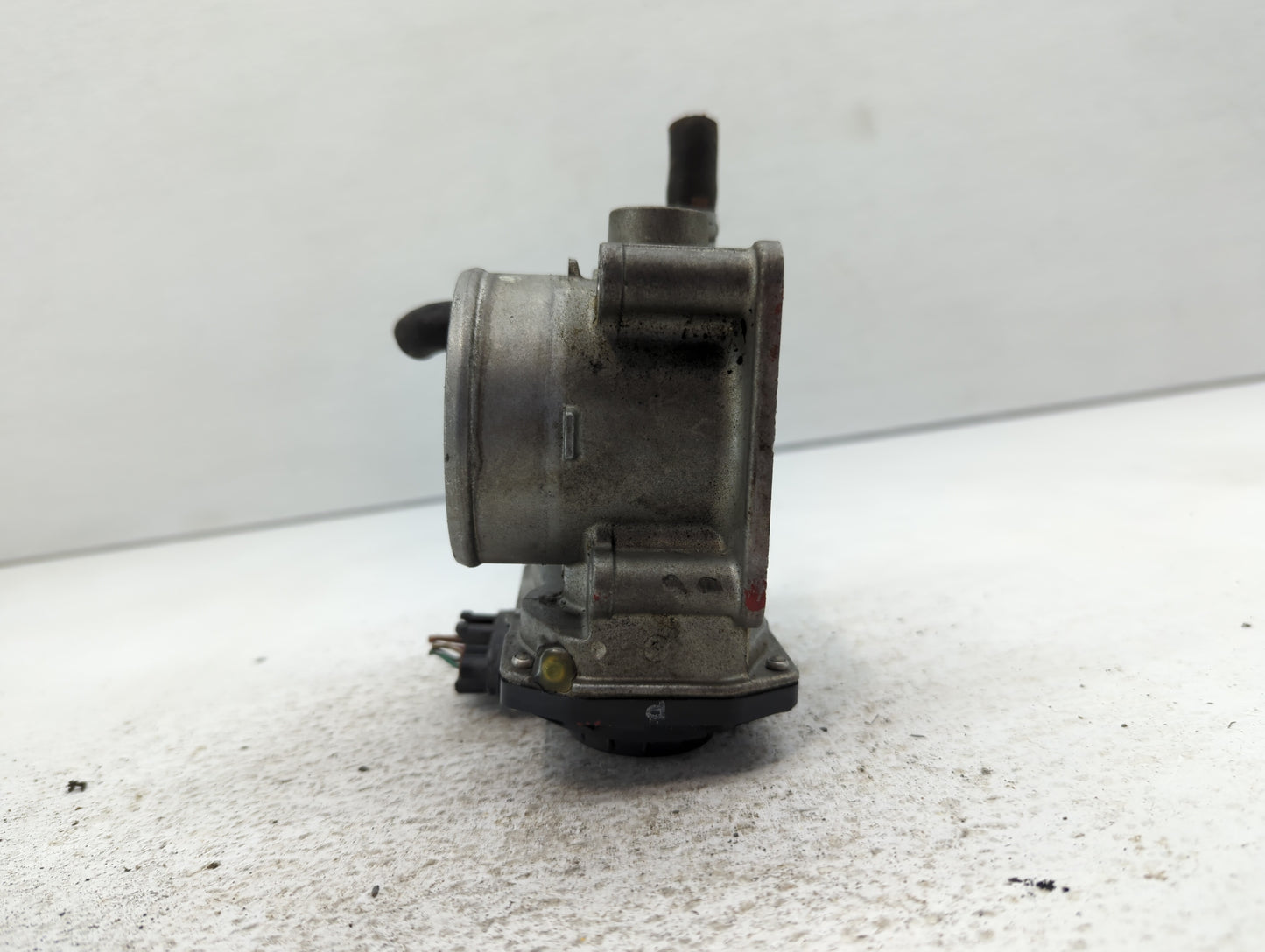 2012-2019 Kia Soul Throttle Body P/N:3RA60-01 Fits Fits 2012 2013 2014 2015 2016 2017 2018 2019 OEM Used Auto Parts - Oemuse