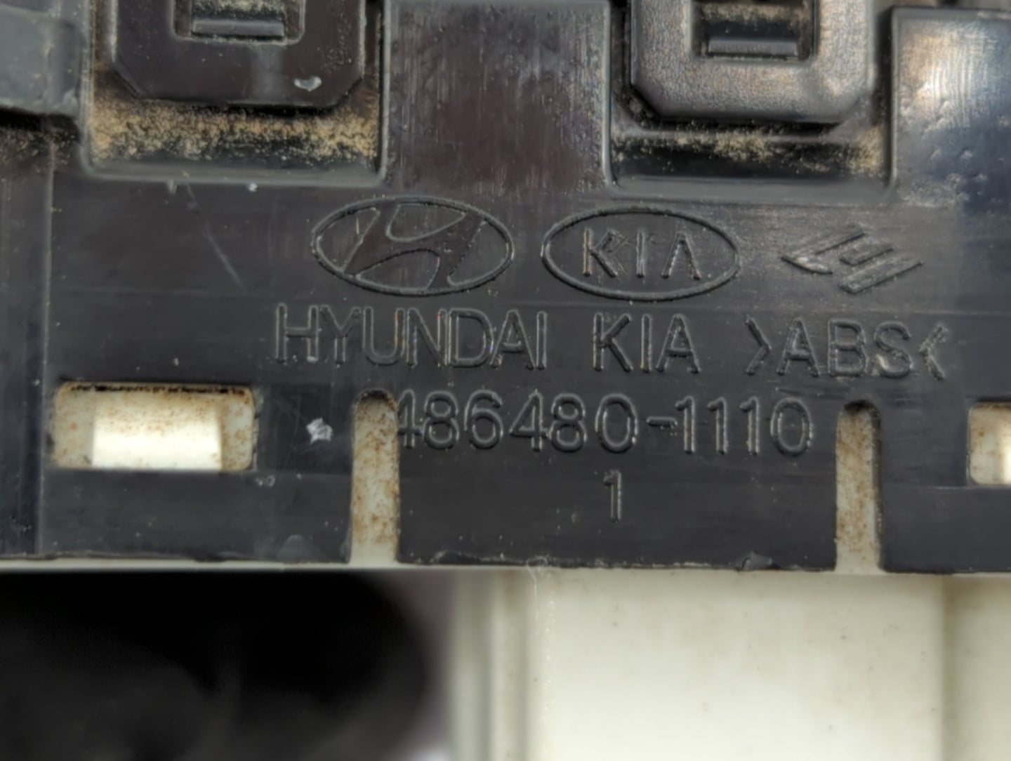 2010-2013 Kia Soul Master Power Window Switch Replacement Driver Side Left P/N:486480-1110 Fits Fits 2010 2011 2012 2013 OEM