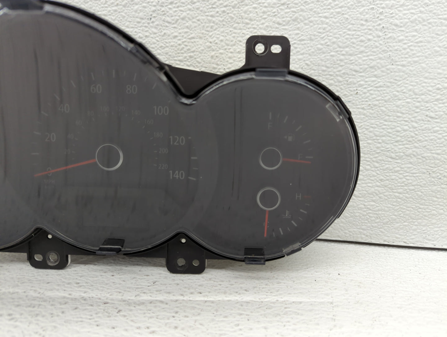 2012-2013 Kia Soul Instrument Cluster Speedometer Gauges Fits Fits 2012 2013 OEM Used Auto Parts - Oemusedautoparts1.com