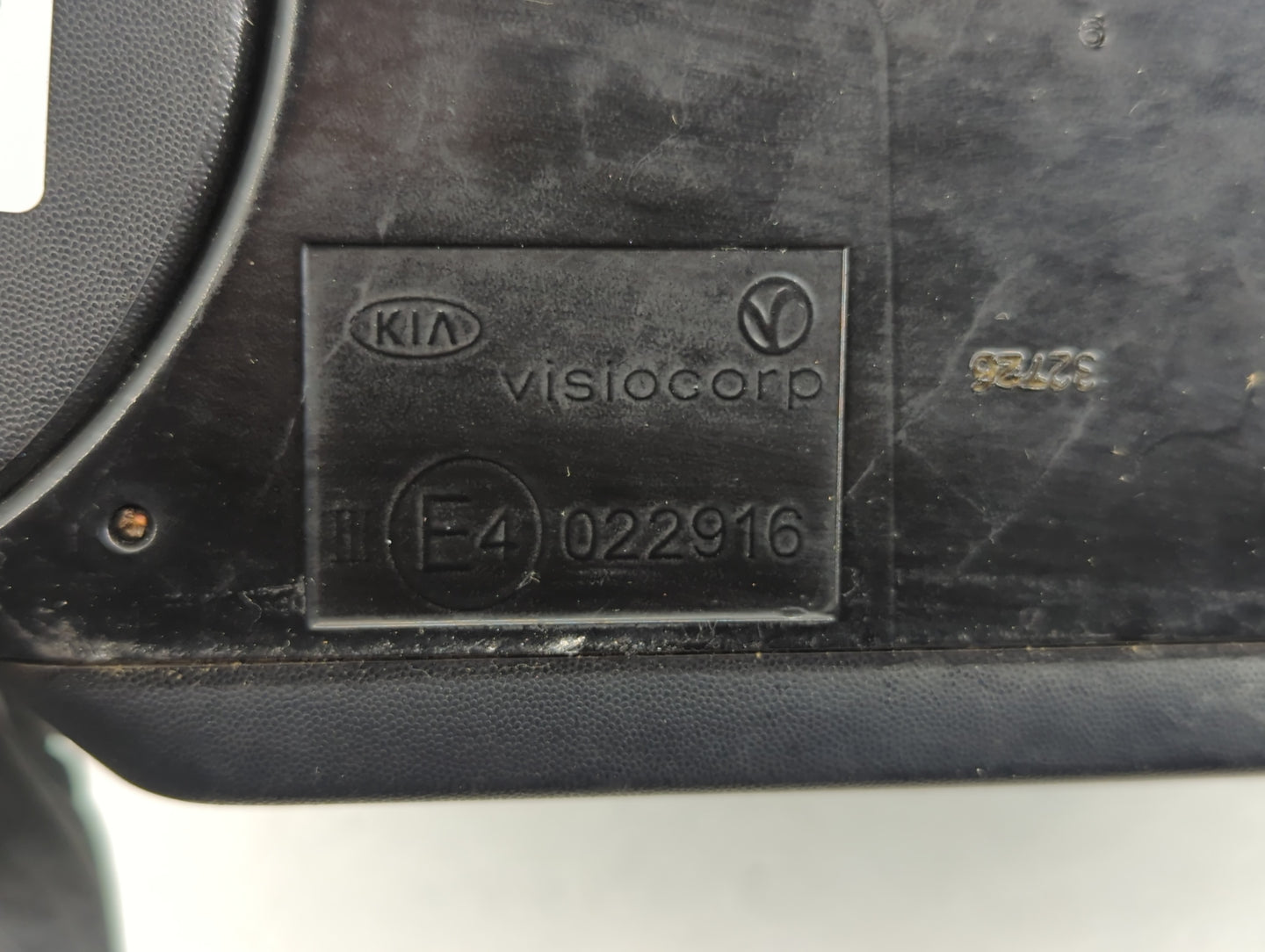 2010-2013 Kia Soul Driver Side View Mirror - Left Door Mirror OEM Used - Oemusedautoparts1.com