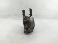 2012-2019 Kia Soul Throttle Body P/N:35100-2B300 Fits Fits 2012 2013 2014 2015 2016 2017 2018 2019 OEM Used Auto Parts - Oem