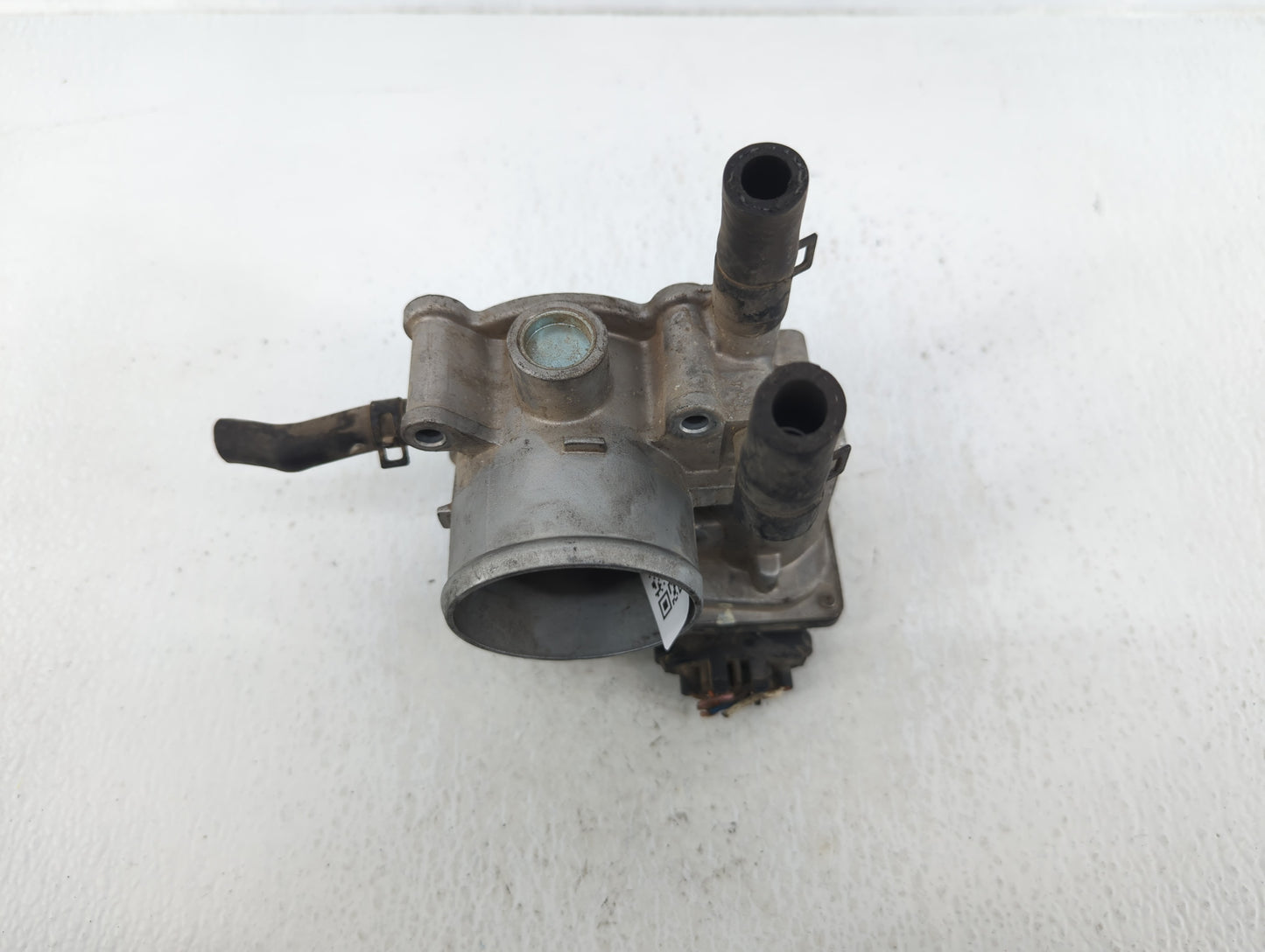 2012-2019 Kia Soul Throttle Body P/N:35100-2B300 Fits Fits 2012 2013 2014 2015 2016 2017 2018 2019 OEM Used Auto Parts - Oem