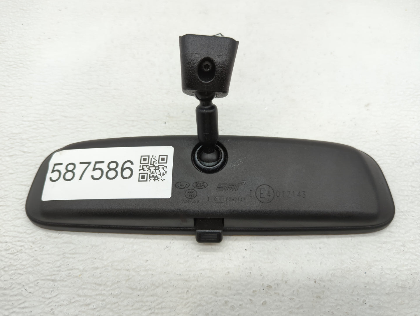 2010-2021 Kia Soul Interior Rear View Mirror Replacement OEM P/N:E4012143 Fits OEM Used Auto Parts - Oemusedautoparts1.com