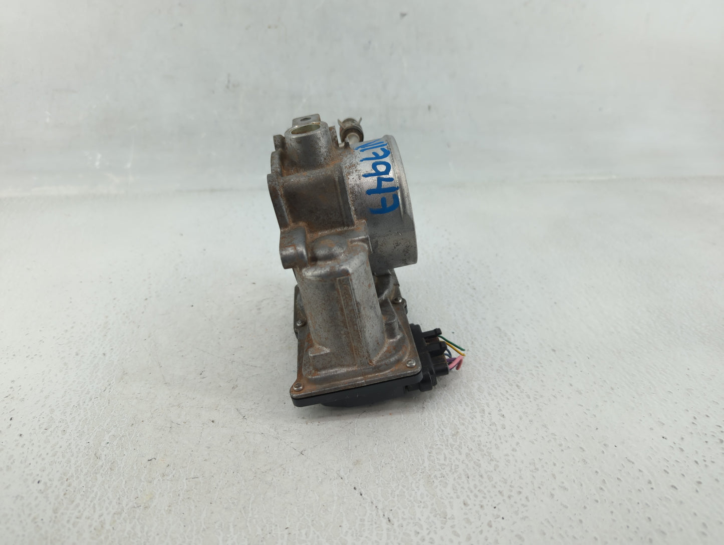 2012-2013 Kia Soul Throttle Body P/N:22030-36010 Fits Fits 2012 2013 2014 2015 2016 2018 2019 2020 2021 OEM Used Auto Parts 
