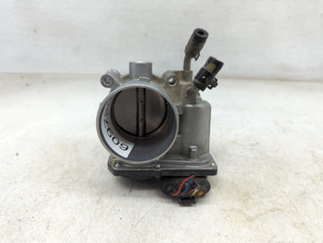 2012-2013 Kia Soul Throttle Body P/N:35100-2E400 Fits Fits 2012 2013 2014 2015 2016 2018 2019 2020 2021 OEM Used Auto Parts 
