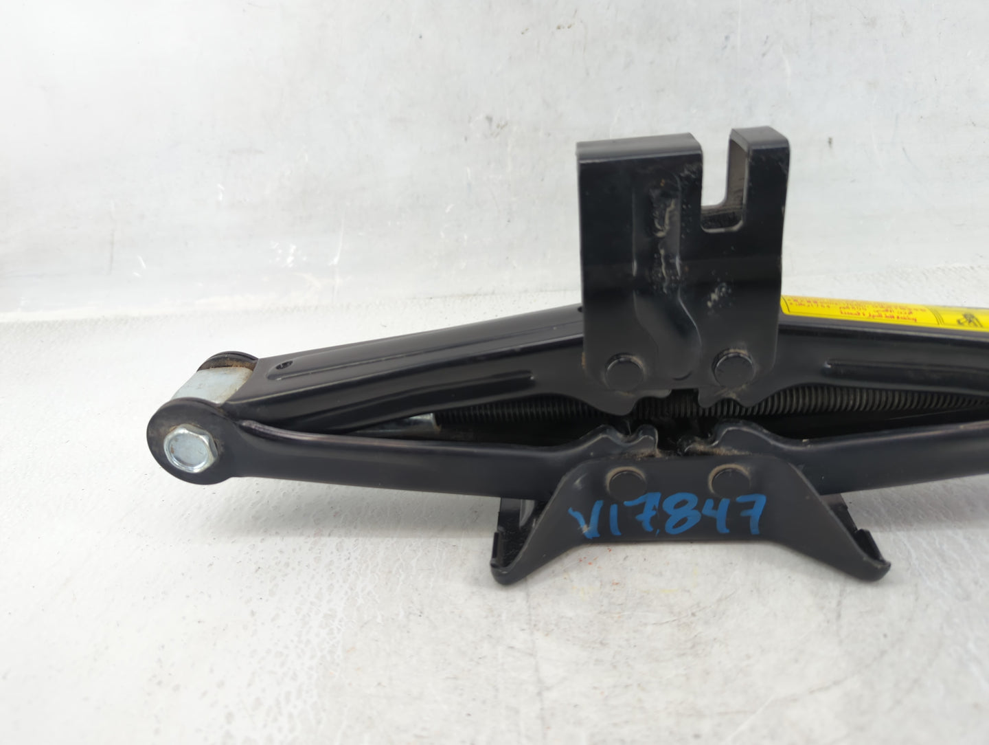2013 Kia Soul Spare Scissor Car Jack - Oemusedautoparts1.com