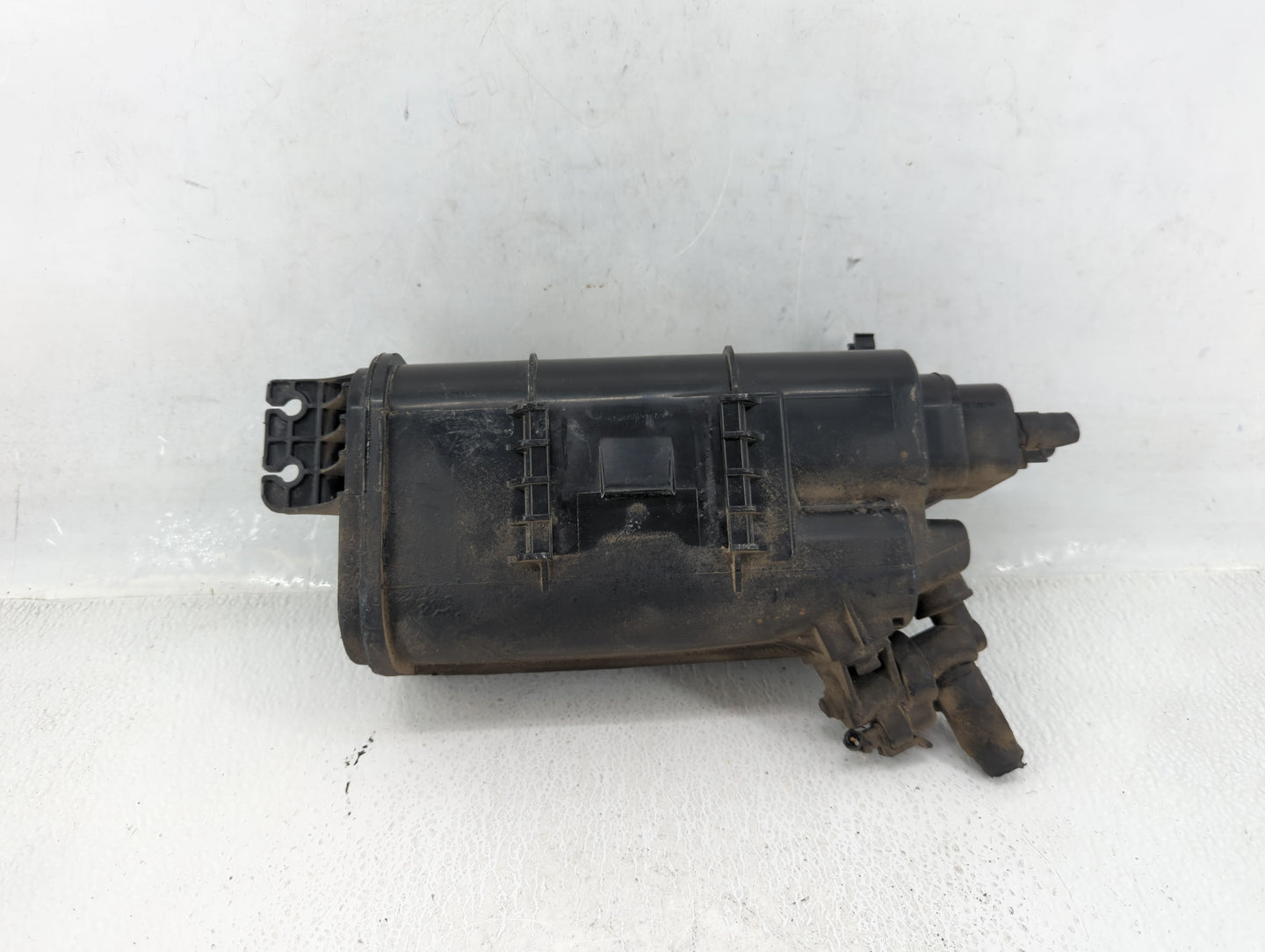 2013 Kia Soul Fuel Vapor Charcoal Canister 611011 - Oemusedautoparts1.com