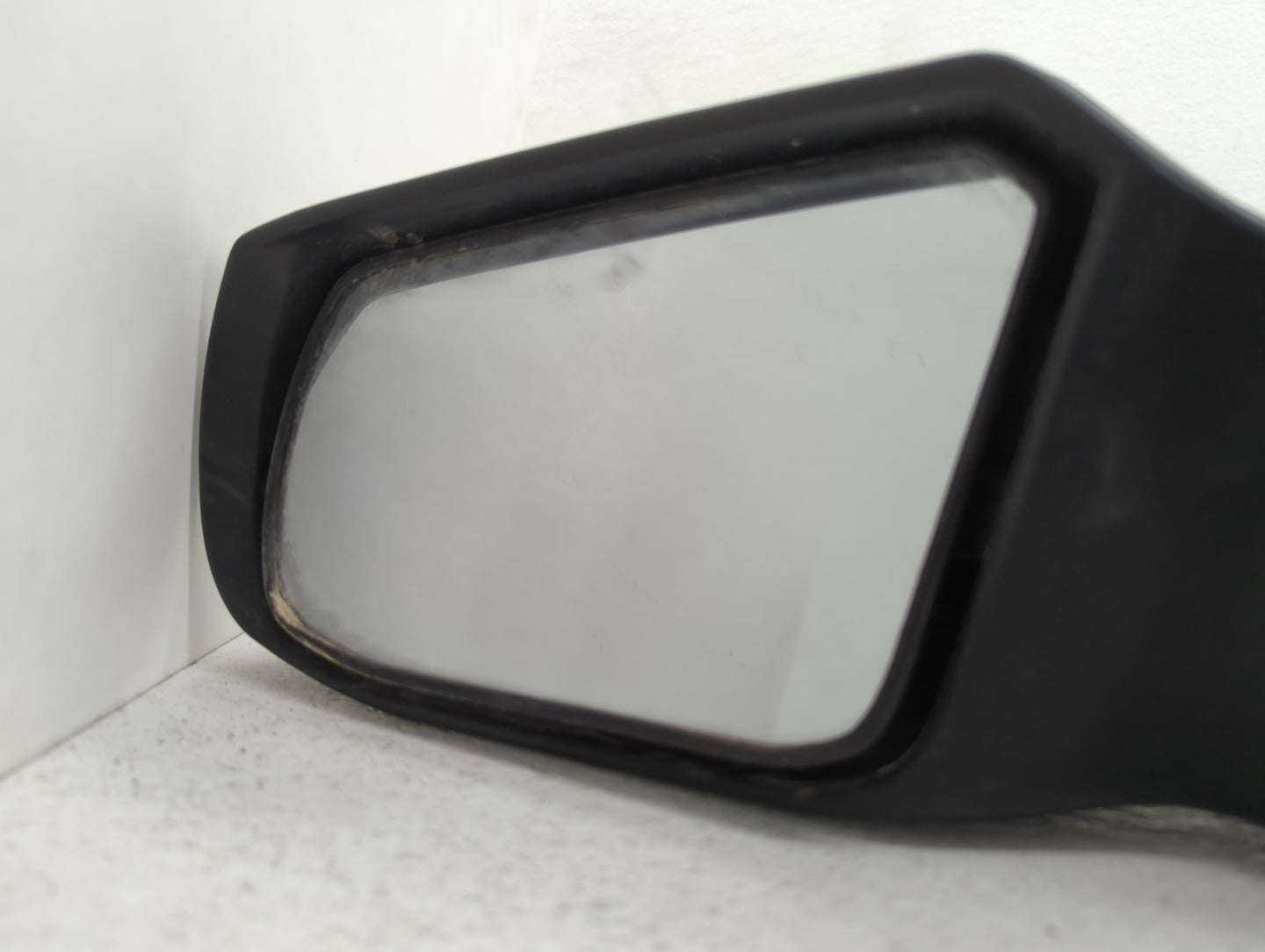 2012-2013 Kia Soul Driver Side View Mirror - Left Door Mirror OEM Used - Oemusedautoparts1.com