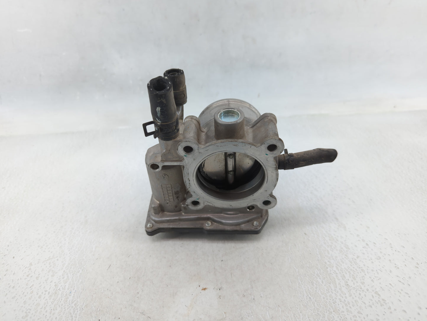 2012-2019 Kia Soul Throttle Body P/N:5301 2Q08 35100-2B300 Fits Fits 2012 2013 2014 2015 2016 2017 2018 2019 OEM Used Auto P
