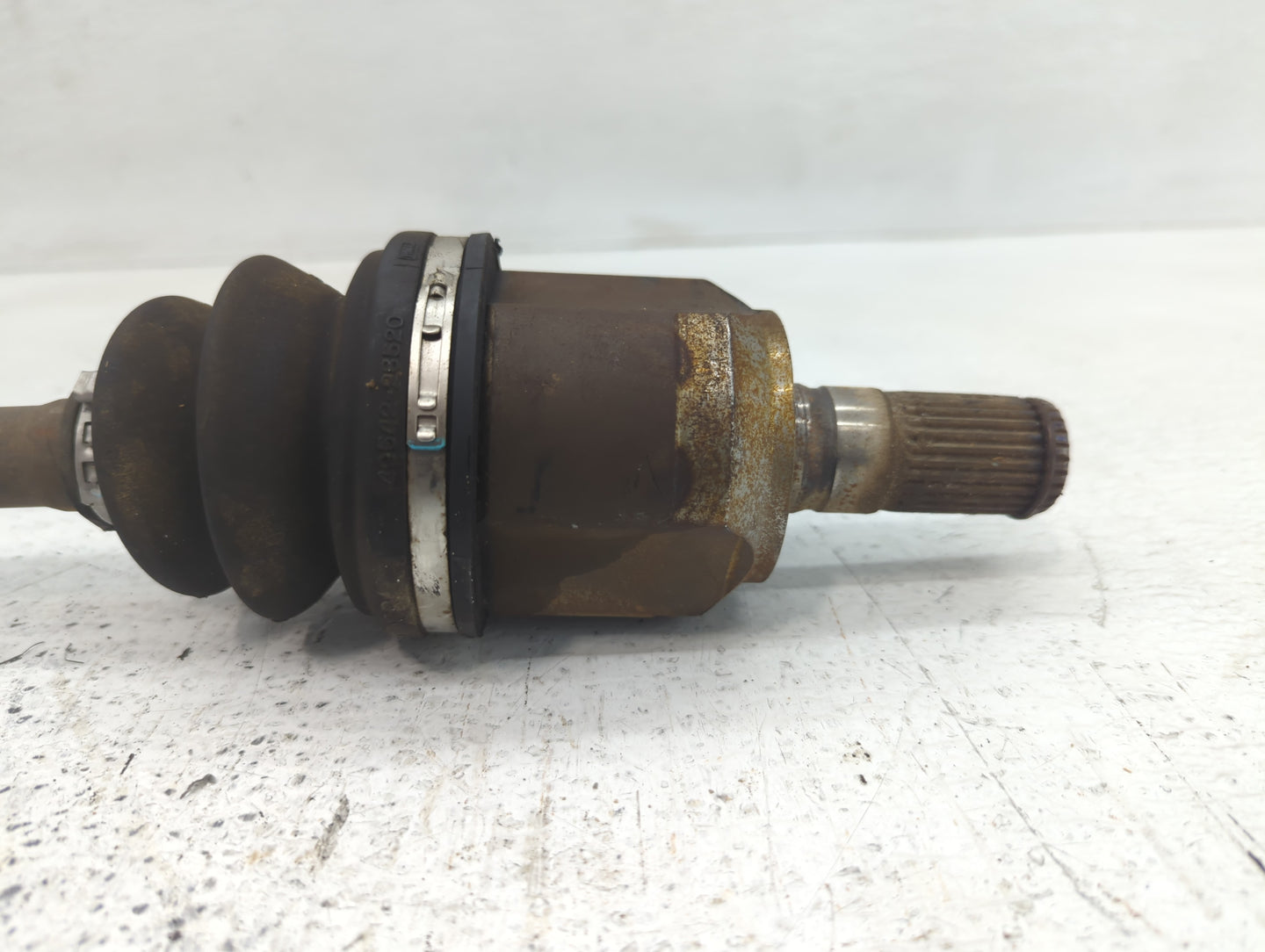 2012-2013 Kia Soul Axle Shaft Front Driver Cv C/v - Oemusedautoparts1.com