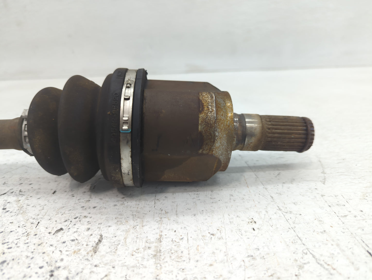2012-2013 Kia Soul Axle Shaft Front Driver Cv C/v - Oemusedautoparts1.com