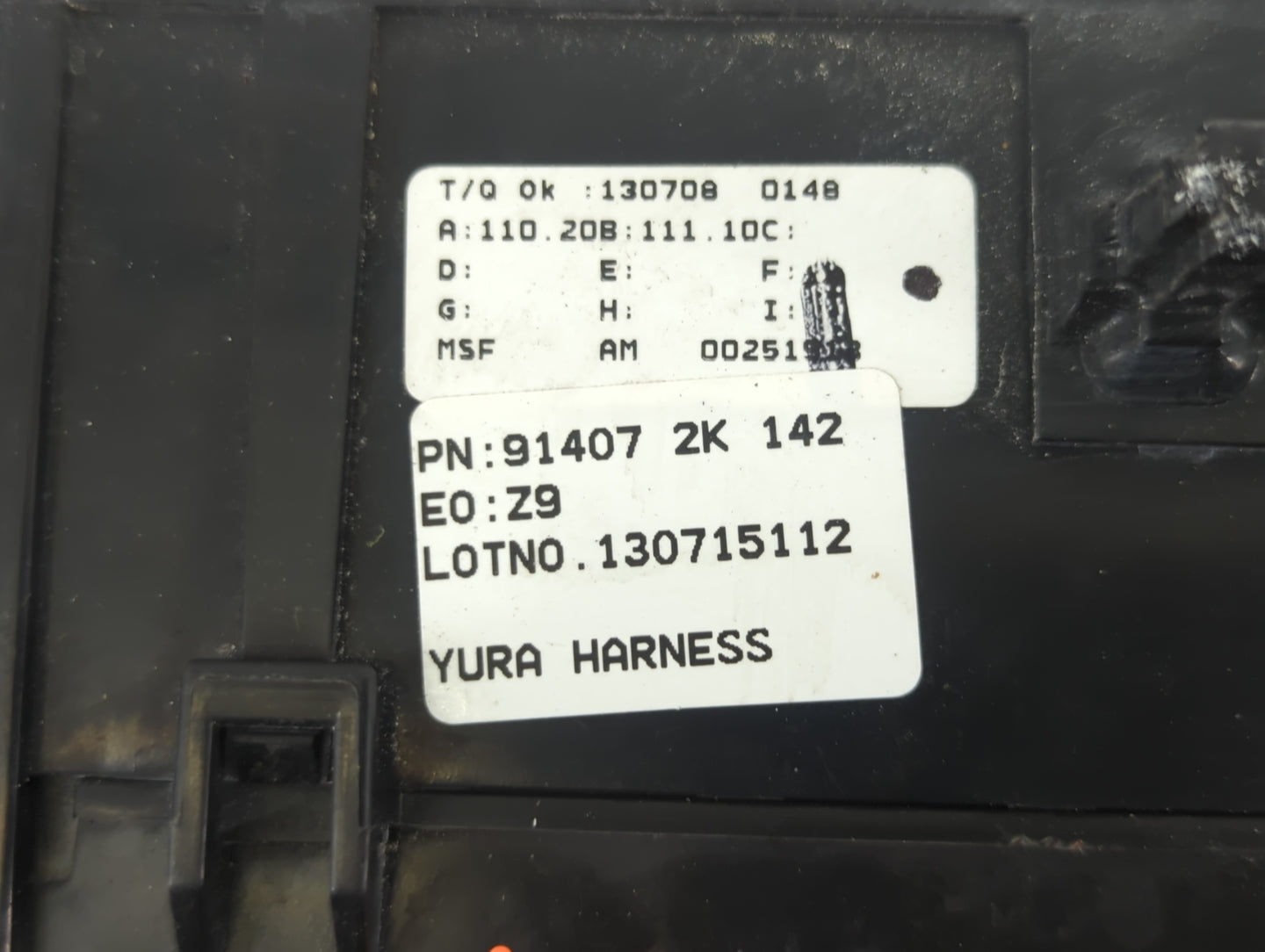 2012-2013 Kia Soul Fusebox Fuse Box Panel Relay Module P/N:91407 2K 142 Fits Fits 2012 2013 OEM Used Auto Parts - Oemusedaut