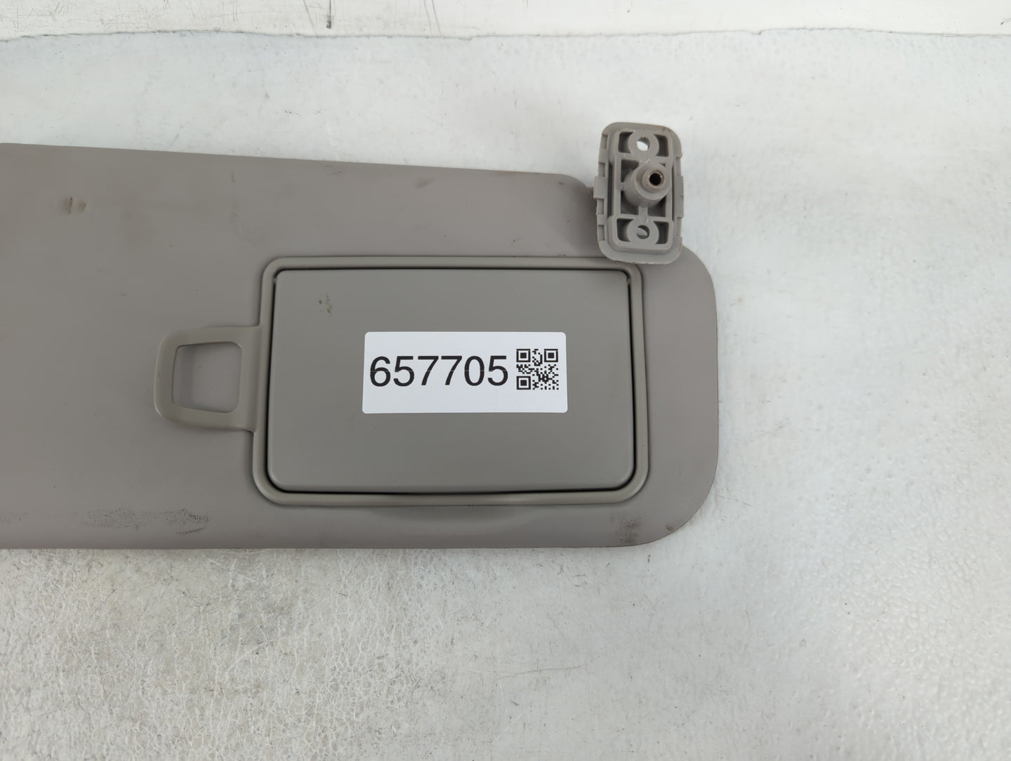 2010-2013 Kia Soul Sun Visor Shade Replacement Passenger Right Mirror Fits Fits 2010 2011 2012 2013 OEM Used Auto Parts - Oe