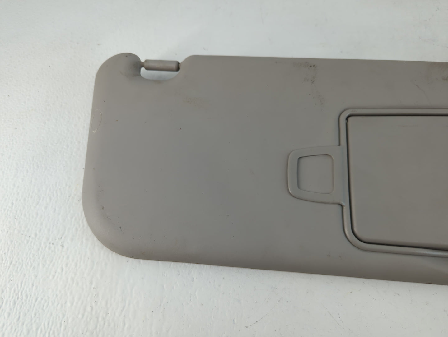 2010-2013 Kia Soul Sun Visor Shade Replacement Passenger Right Mirror Fits Fits 2010 2011 2012 2013 OEM Used Auto Parts - Oe