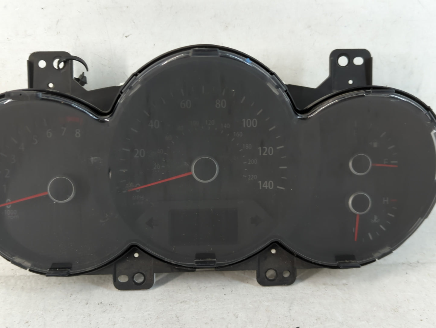 2012-2013 Kia Soul Instrument Cluster Speedometer Gauges P/N:13A30-133 94009-2K320 Fits Fits 2012 2013 OEM Used Auto Parts -