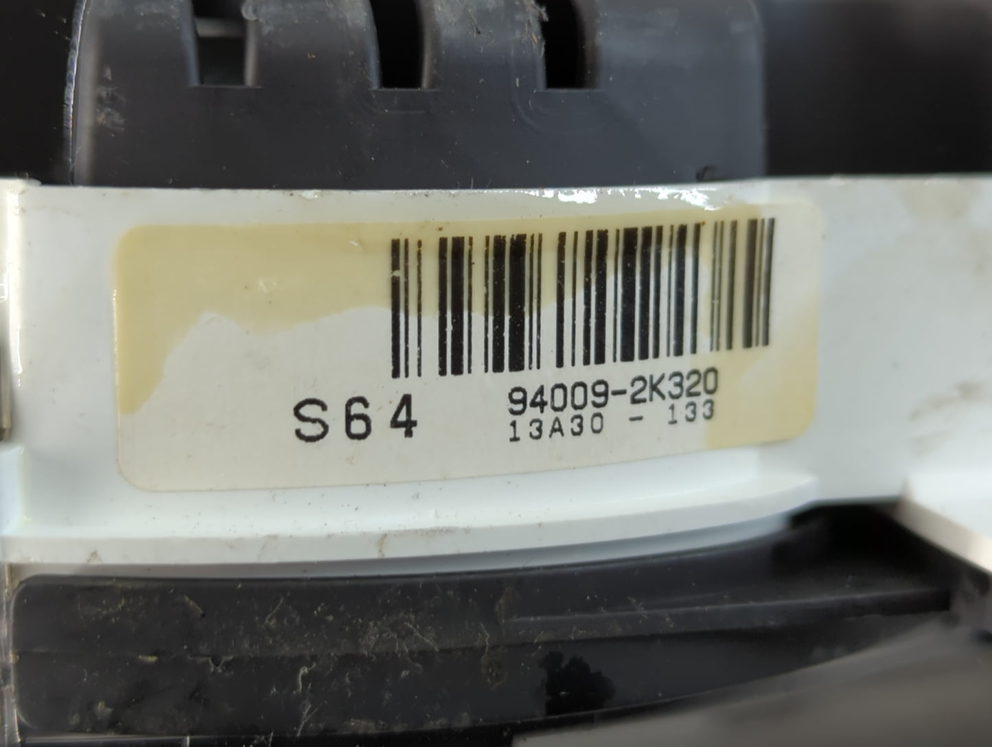 2012-2013 Kia Soul Instrument Cluster Speedometer Gauges P/N:13A30-133 94009-2K320 Fits Fits 2012 2013 OEM Used Auto Parts -