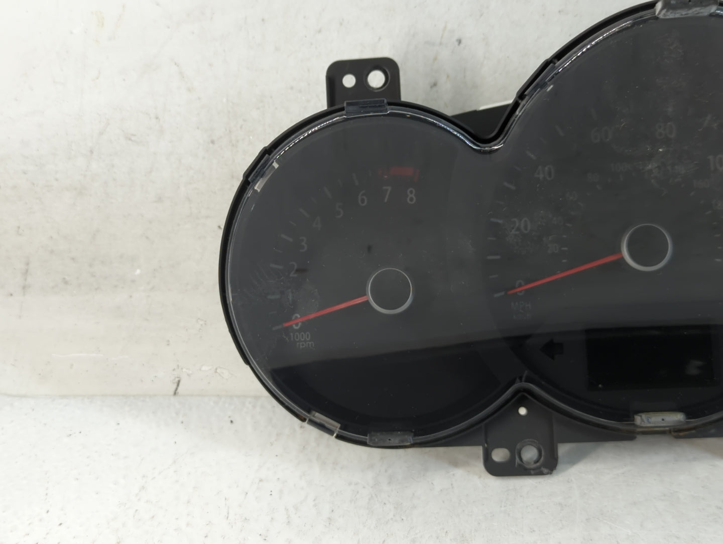 2012-2013 Kia Soul Instrument Cluster Speedometer Gauges P/N:940C9-2K350 Fits Fits 2012 2013 OEM Used Auto Parts - Oemusedau