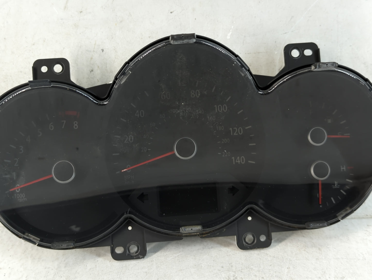2012-2013 Kia Soul Instrument Cluster Speedometer Gauges P/N:940C9-2K350 Fits Fits 2012 2013 OEM Used Auto Parts - Oemusedau