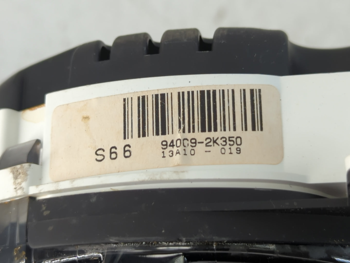 2012-2013 Kia Soul Instrument Cluster Speedometer Gauges P/N:940C9-2K350 Fits Fits 2012 2013 OEM Used Auto Parts - Oemusedau