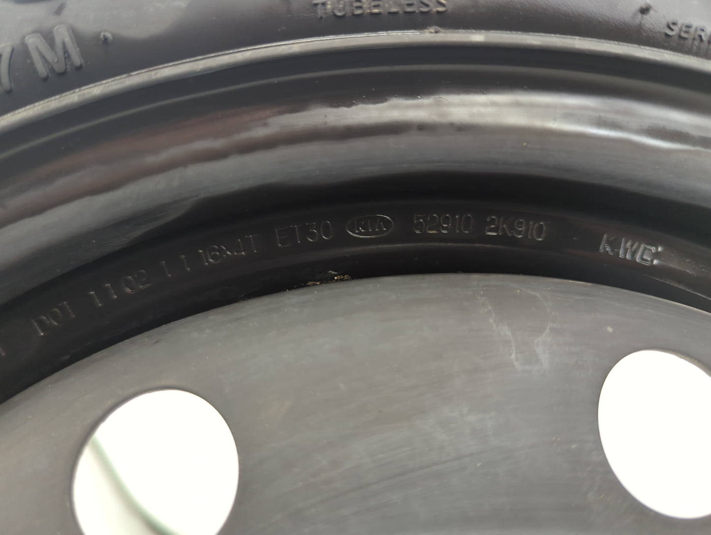 2010-2013 Kia Soul Spare Donut Tire Wheel Rim Oem - Oemusedautoparts1.com