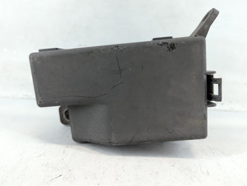 2012-2013 Kia Soul Fusebox Fuse Box Panel Relay Module P/N:9407 2K 142 Fits Fits 2012 2013 OEM Used Auto Parts - Oemusedauto