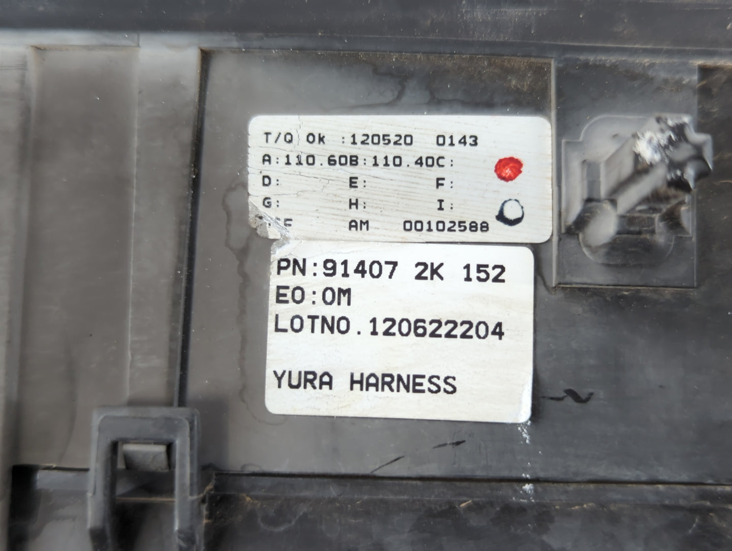 2012-2013 Kia Soul Fusebox Fuse Box Panel Relay Module P/N:9407 2K 142 Fits Fits 2012 2013 OEM Used Auto Parts - Oemusedauto