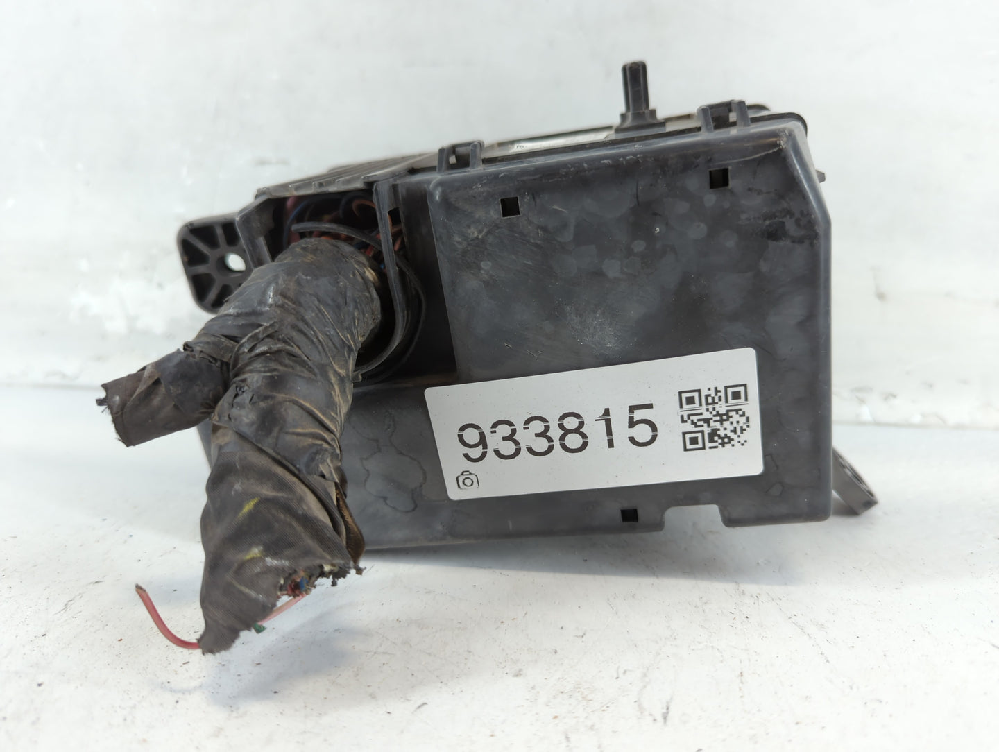 2012-2013 Kia Soul Fusebox Fuse Box Panel Relay Module P/N:9407 2K 142 Fits Fits 2012 2013 OEM Used Auto Parts - Oemusedauto