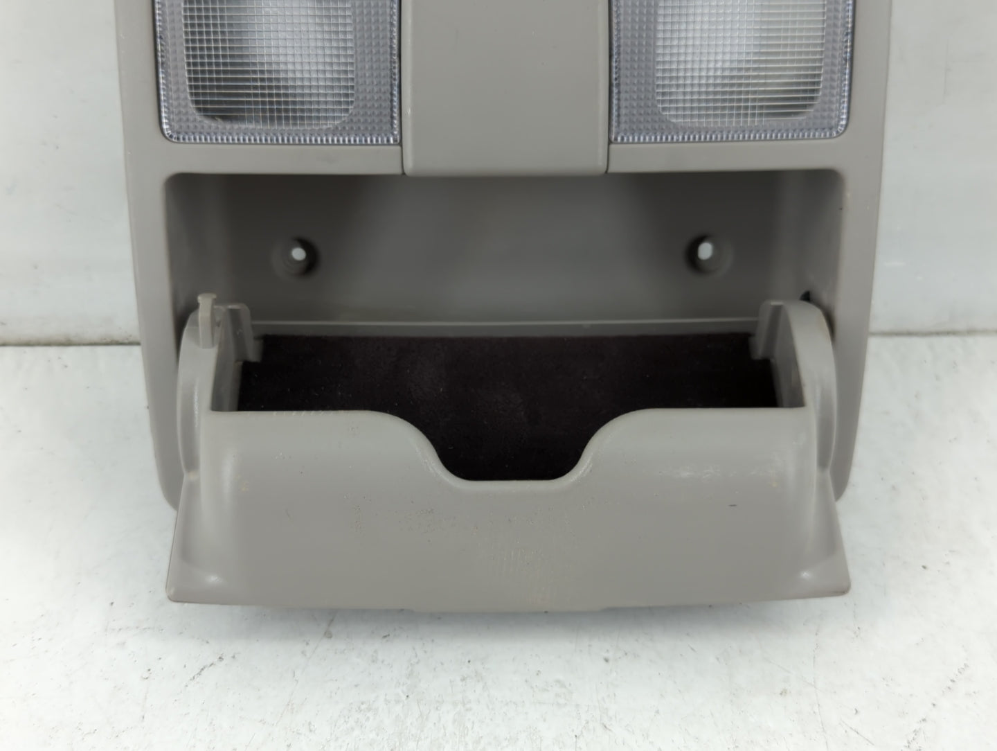 2011-2016 Kia Sportage Overhead Roof Console 1112183 - Oemusedautoparts1.com