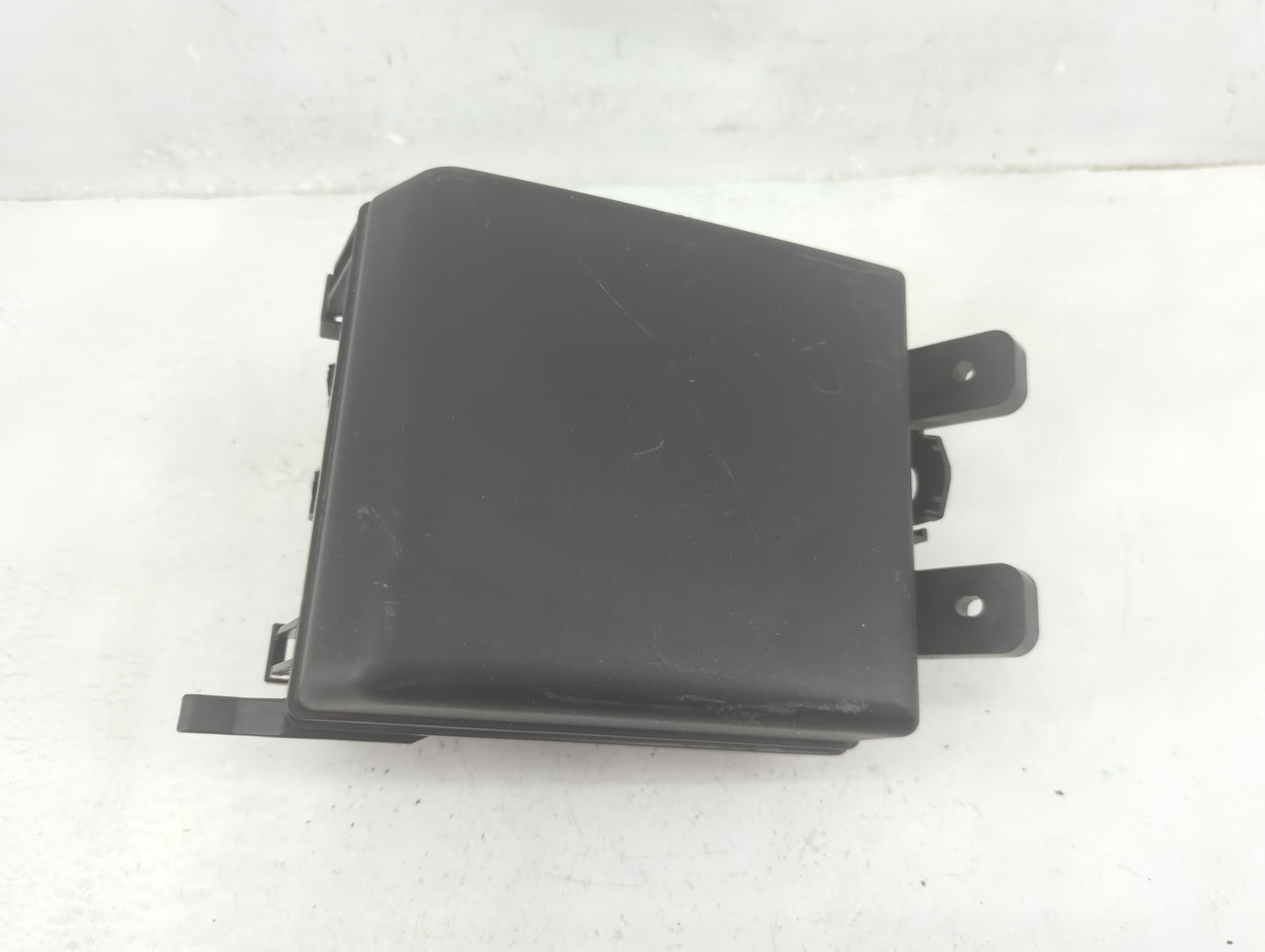 2011-2013 Kia Sportage Fusebox Fuse Box Panel Relay Module Fits Fits 2011 2012 2013 OEM Used Auto Parts - Oemusedautoparts1.