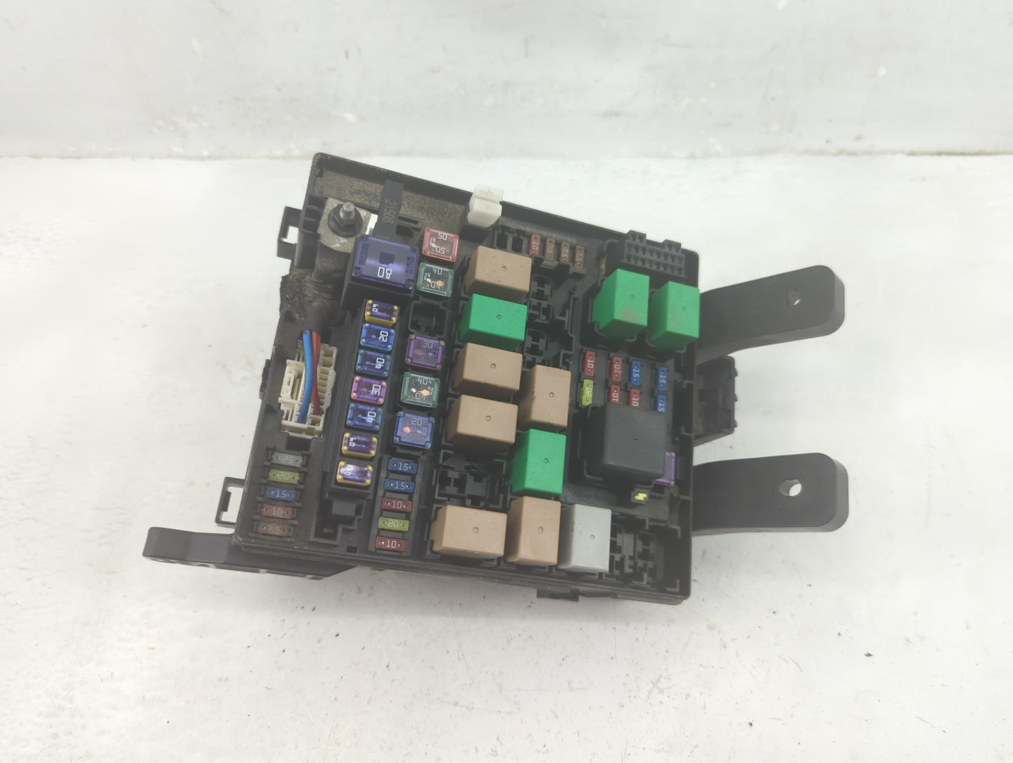 2011-2013 Kia Sportage Fusebox Fuse Box Panel Relay Module Fits Fits 2011 2012 2013 OEM Used Auto Parts - Oemusedautoparts1.